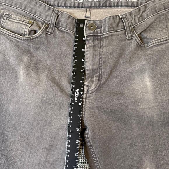 Calvin Klein Men's Jeans Gray Denim Straight Leg Size 34x32 - Picture 4 of 8